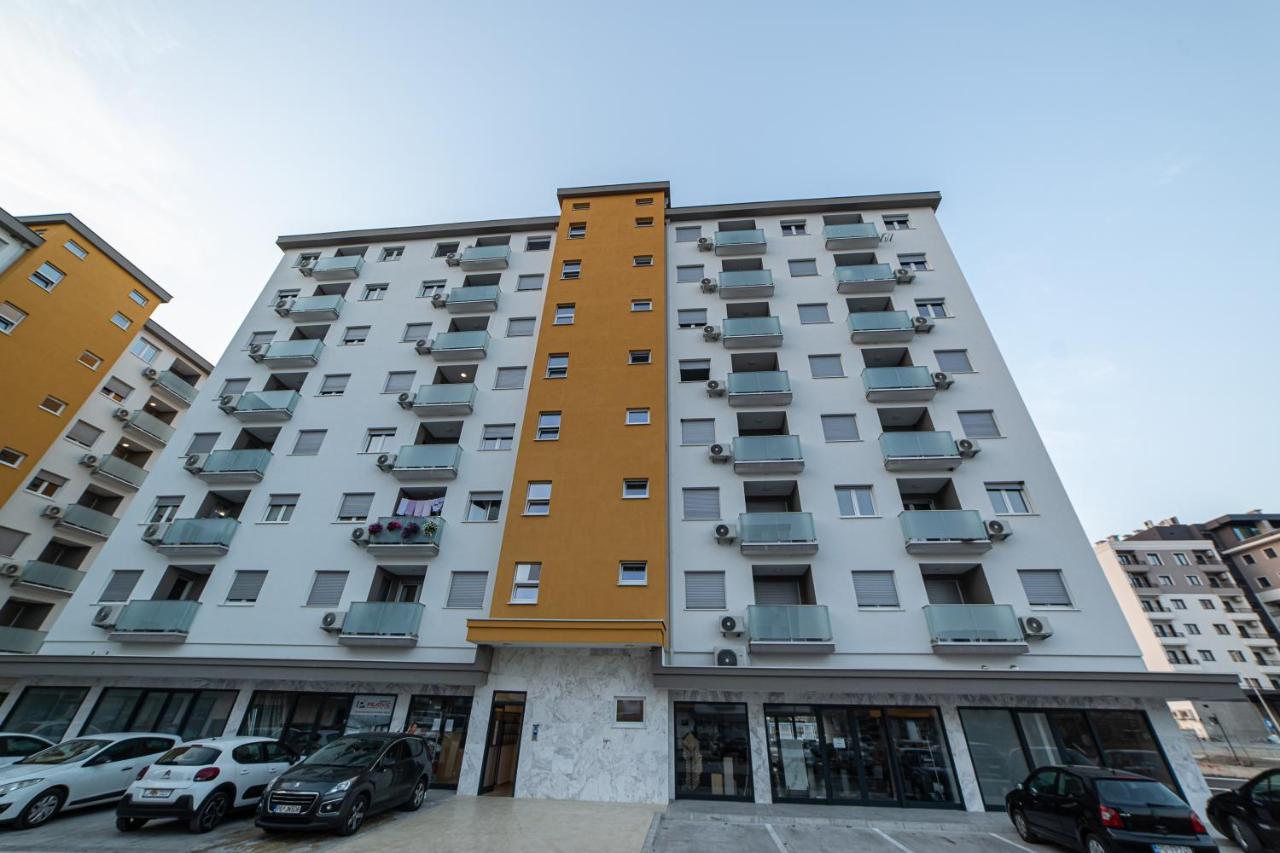 פודגוריצה Apartman Miss T מראה חיצוני תמונה