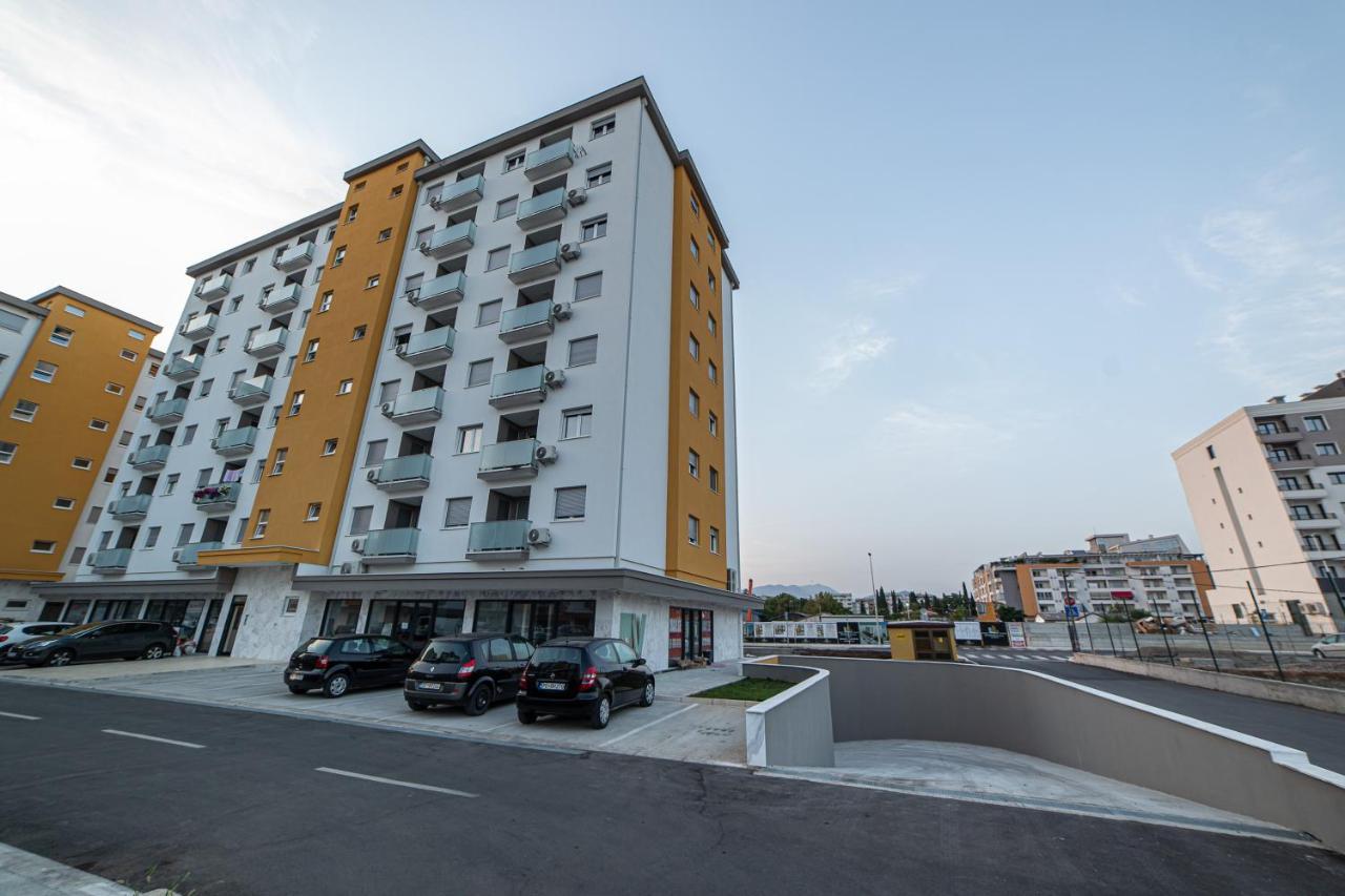 פודגוריצה Apartman Miss T מראה חיצוני תמונה