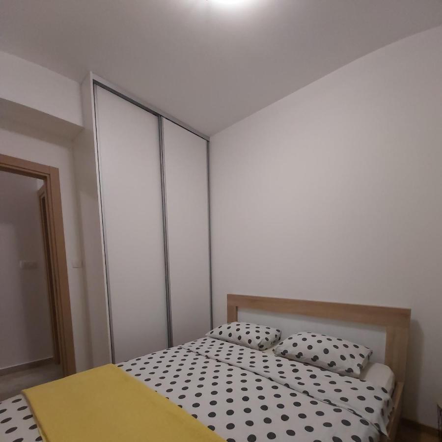 פודגוריצה Apartman Miss T מראה חיצוני תמונה
