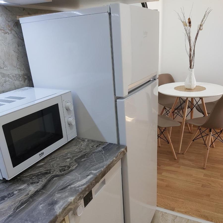 פודגוריצה Apartman Miss T מראה חיצוני תמונה