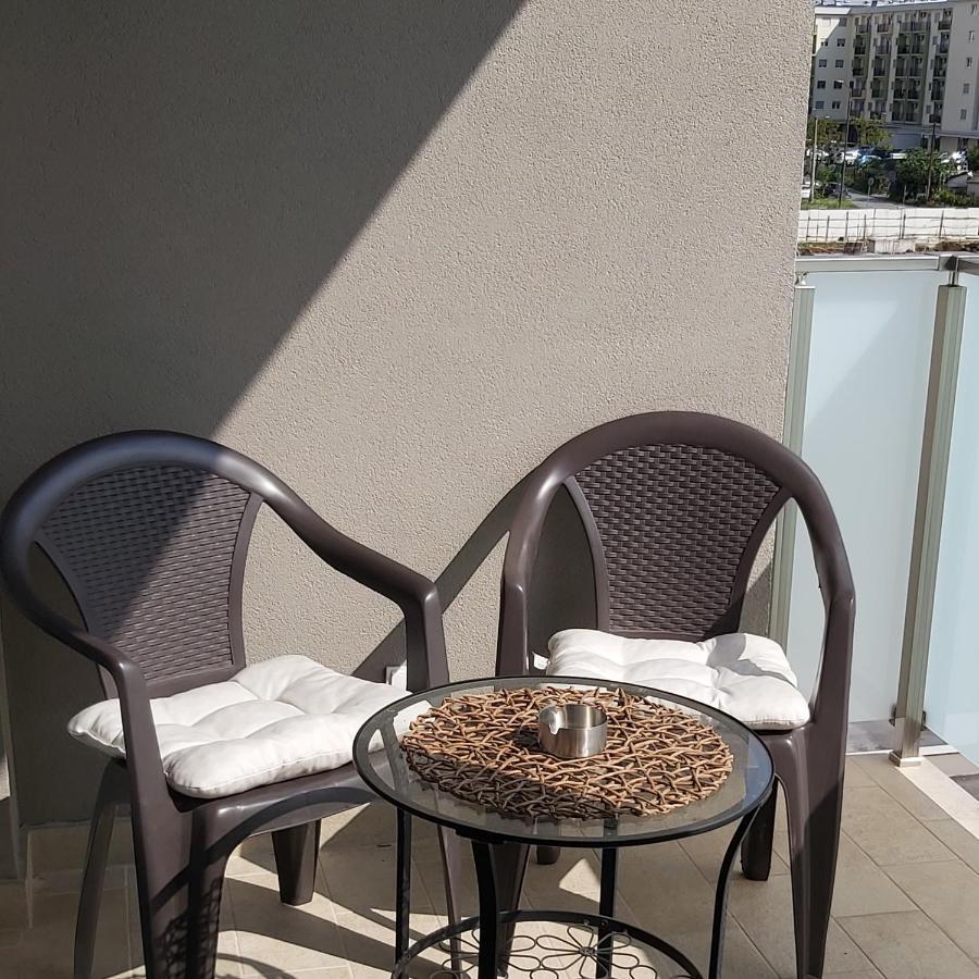 פודגוריצה Apartman Miss T מראה חיצוני תמונה