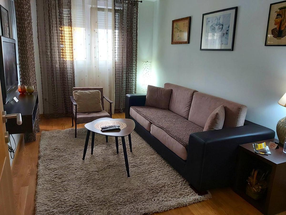 פודגוריצה Apartman Miss T מראה חיצוני תמונה