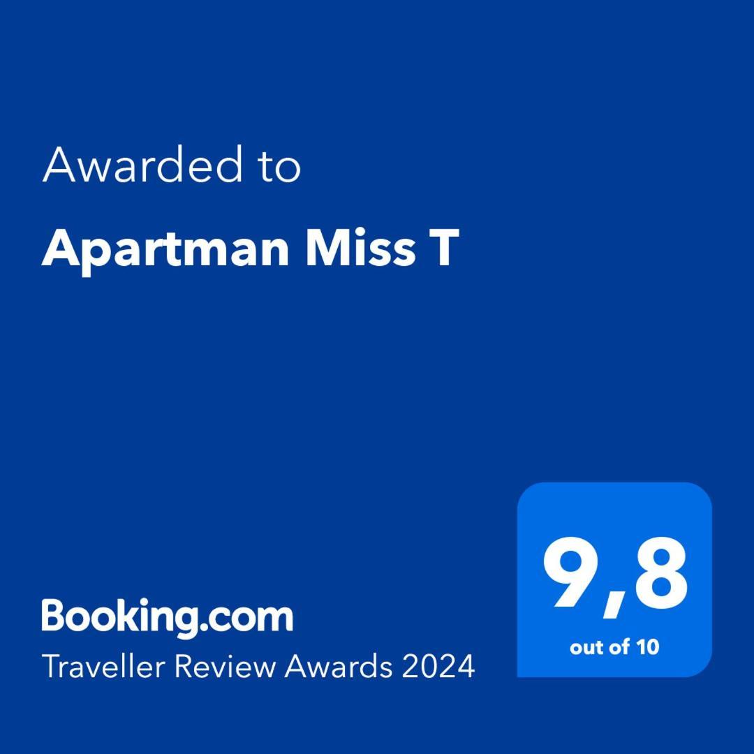 פודגוריצה Apartman Miss T מראה חיצוני תמונה